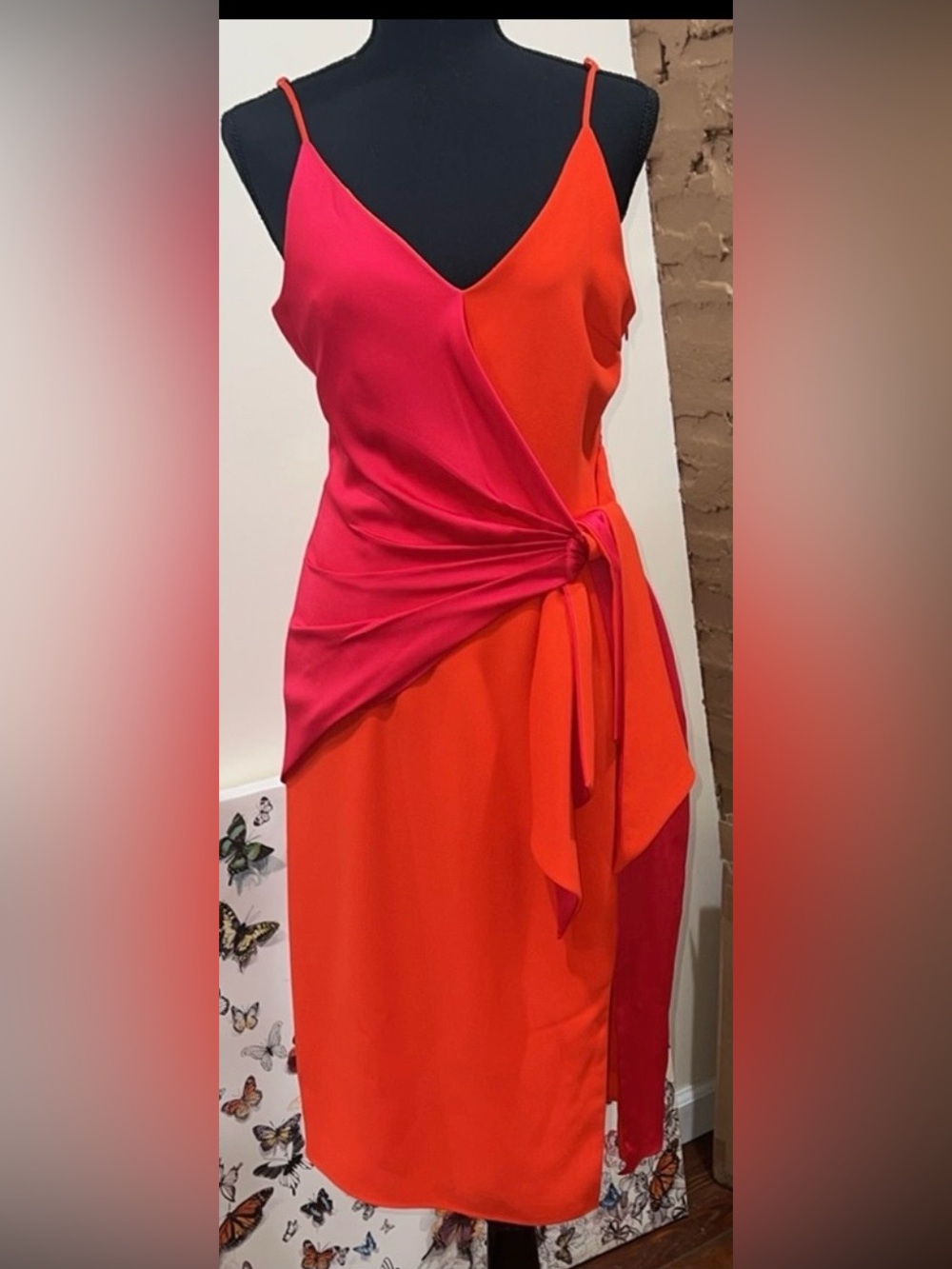 Hariyn Spaghetti strap two tune orange and pink  dress small zipper on the side